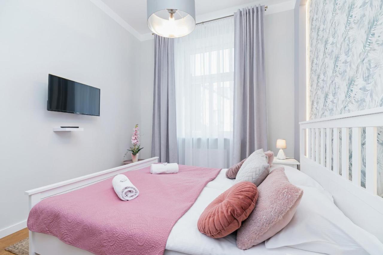 Sweet Family Apartment Chodkiewicza Rondo Grzegorzeckie By Noclegi Renters Krakow Bagian luar foto